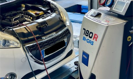 entretien de la climatisation d'un véhicule au garage à la Plaine Saint Paul 